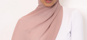 25 Ide Motif Hijab Segi Empat yang Cantik